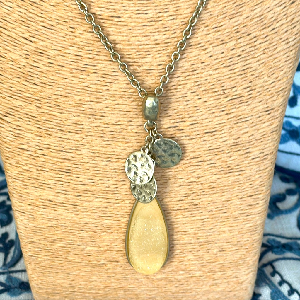 Necklace 22” With Extension Charms Good Tone Hammered Circles Oval Pendant